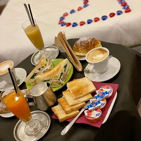 Πανσιόν The Venue Sistina 4*