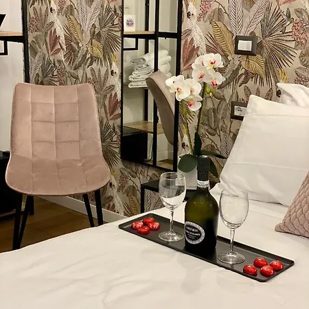 Πανσιόν The Venue Sistina