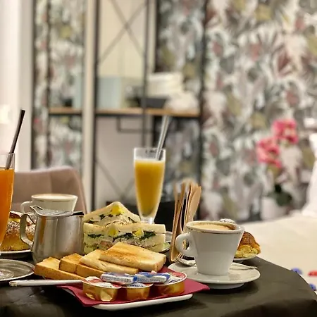 Πανσιόν The Venue Sistina 4*