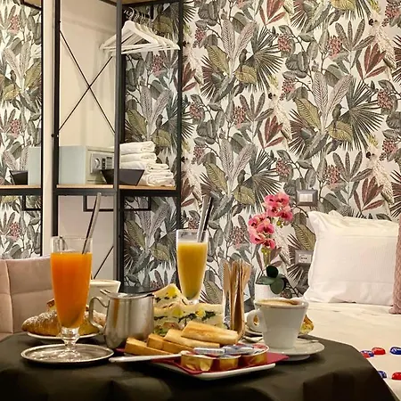 Πανσιόν The Venue Sistina 4*